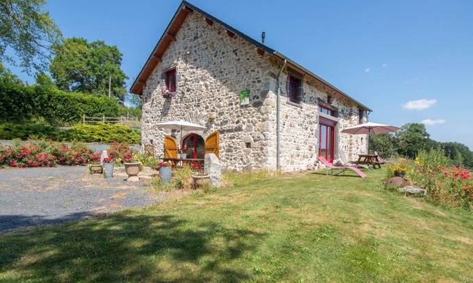 Prondines House | La Charmille - Prondines