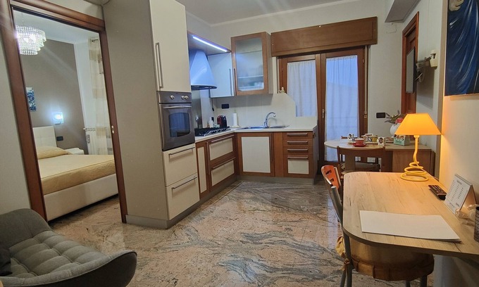 Cosenza Apartment | La Chicca b&b, exclusive use apartment within walking distance of Cs South exit