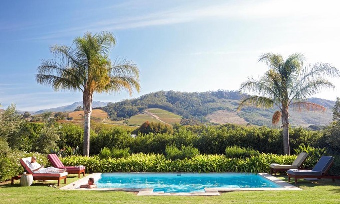 Franschhoek Bed & Breakfast | La Clé Village