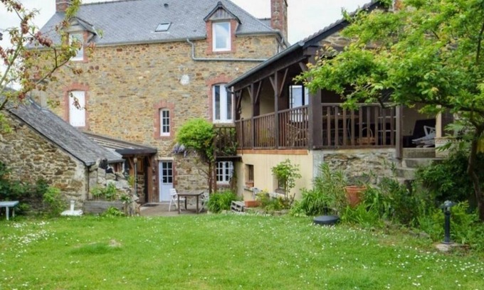 Ille-et-Vilaine House | "La Colline" Maison de Famille à 100 m de la Rance