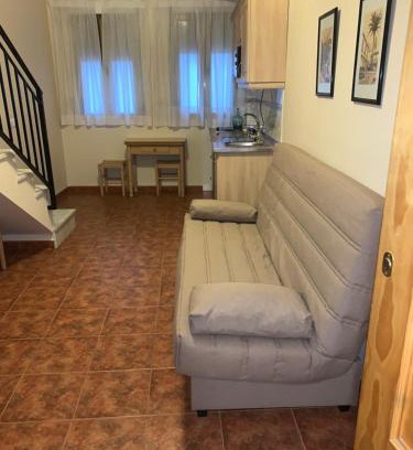 Zuheros Apartment | La Cueva