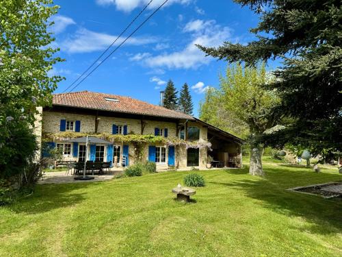 Chasselay House | La Demeure de Camille