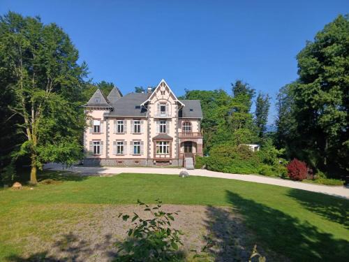 Ramonchamp House | La Demoiselle des Roches