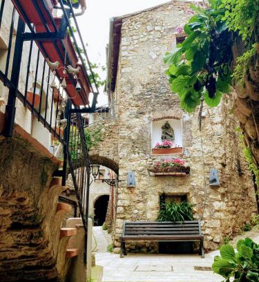 Precetto Apartment | La Dimora tra gli Archi