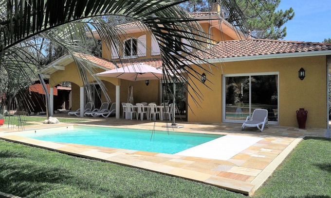 Labenne Villa | 'La Dolce Villa' near ocean and forest for 9 people