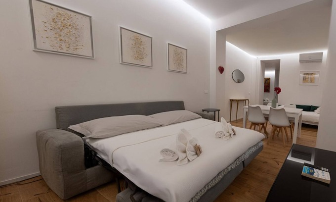 Gianicolense Apartment | La Dolce Vita - Stylish Flat inTrastevere 90sqm