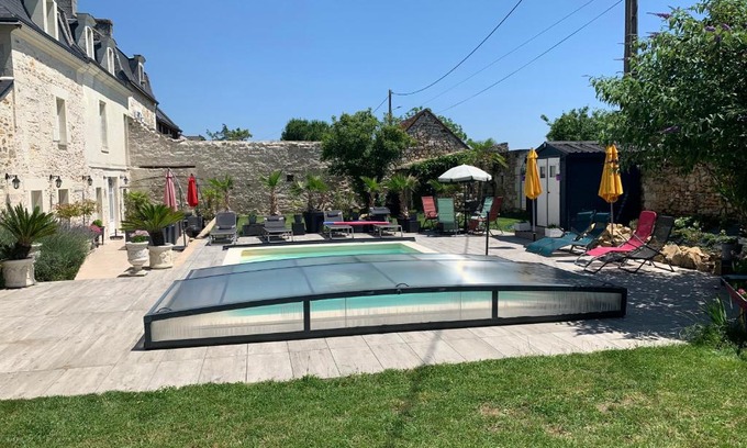 Chinon House | La Douce France Trianon