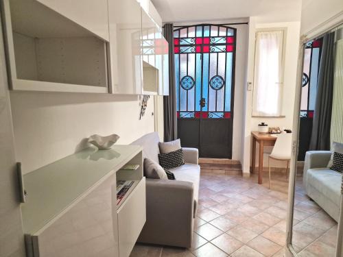 Centro Urbano Apartment | La Fenice grazioso appartamento in centro con cortile privato