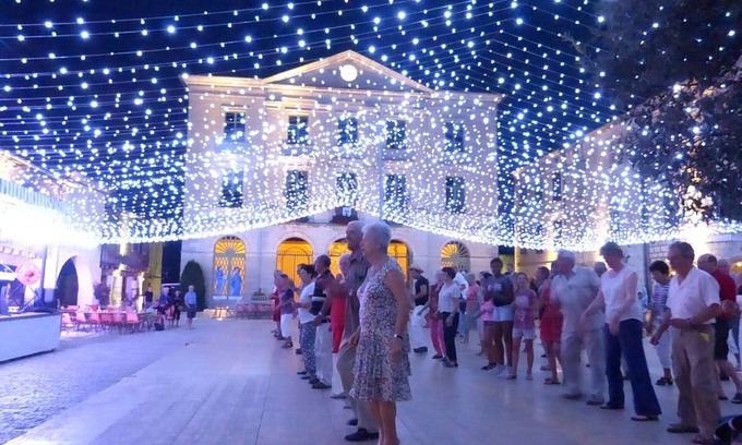 Montpezat-de-Quercy House | La Ferme at Molles, Montpezat de Quercy - gîte rural