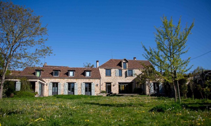 Saint Germain les Arpajon House | La ferme Du Vieux Moulin