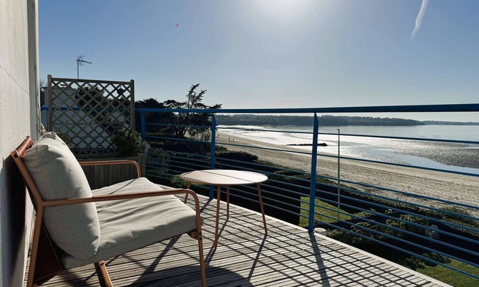 La Foret-Fouesnant Apartment | La Foret-Fouesnant, apartment 2 people, exceptional sea view