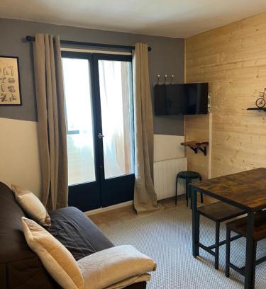 Allos Apartment | La Foux d'Allos, Studio 20m2, loggia, 5 personnes