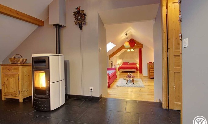 Saint-Germain-les-Paroisses House | La Grange à Monmond - Saint-germain-les-paroisses