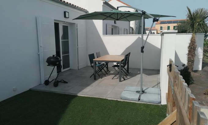 Les Mathes House | LA FREGATE Maison avec piscine/parking/wifi/plages 5kms