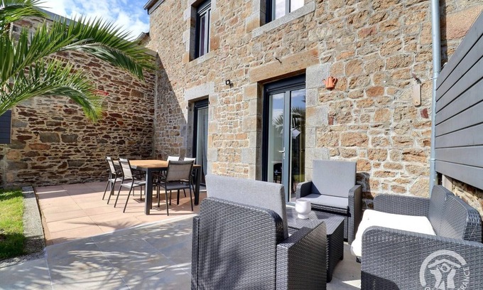 La Fresnais House | La Fresnaya - LA FRESNAIS