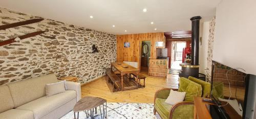 Abries House | La Frisanfave, Maison de village, centre 65M2