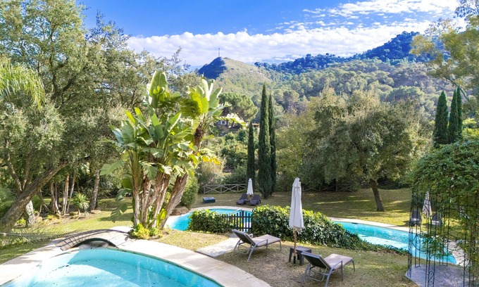 Coin Cottage | La Fuente del Pedregal House 1 - Lake and pools
