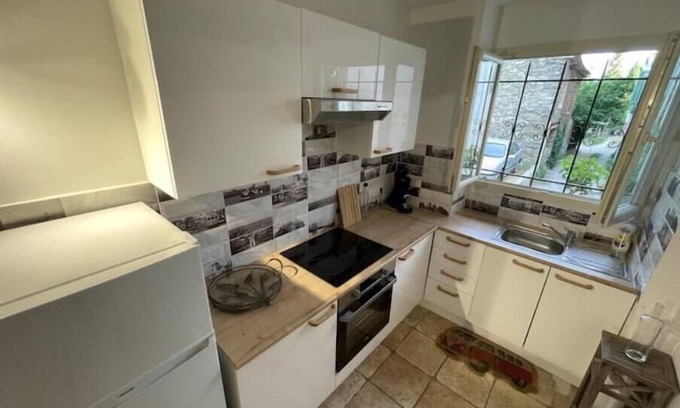 La Garde-Freinet Apartment | La Garde Freinet -appartement Avec Terrasse