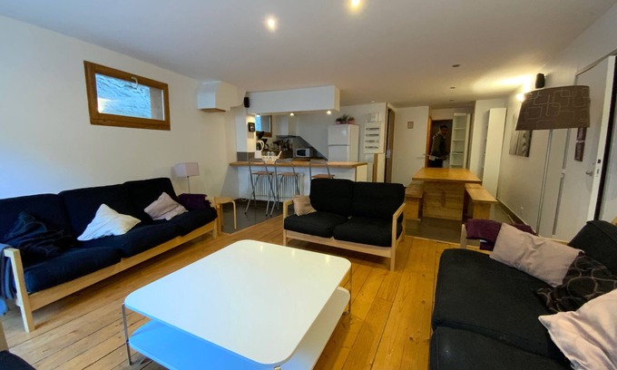 Les Varcins Apartment | La Grange Chalet DDA La Combe: 10-person apartment in the heart of the 3 Valleys