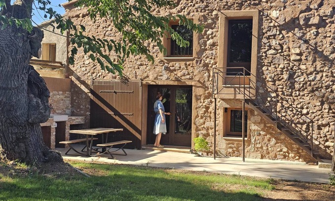 Cuers Apartment | La grange du vigneron et du vendangeur 8 pers.