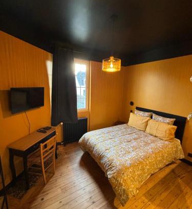 Saint-Jouan-des-Guerets Bed & Breakfast | La Hacienda Negra