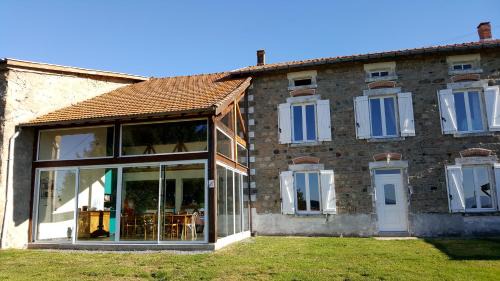 Cherier Bed & Breakfast | La Halte du Pèlerin Chambres d'hôtes
