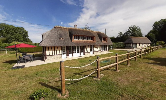 Saint-Pierre-du-Val House | La Hulotière