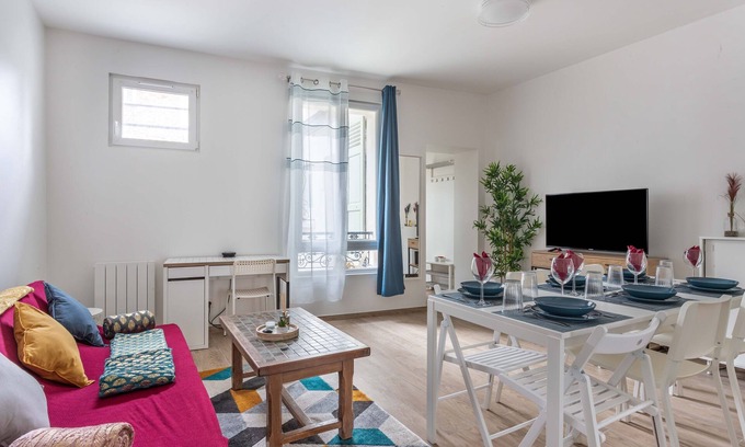 Nogent Village Apartment | La Loge du Baltard - proche du Pavilllon Baltard