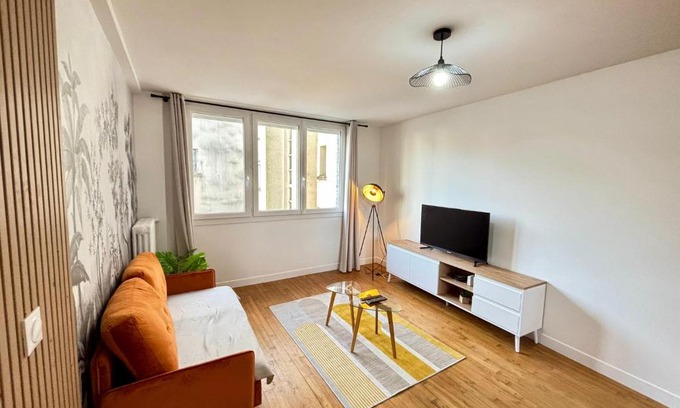 Madeleine - Saint-Leonard Apartment | La Madeleine avec parking