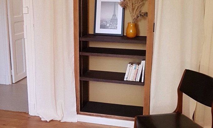 Villefranche-de-Rouergue Apartment | La Maison, Appartement T3 + Parc Ombragé