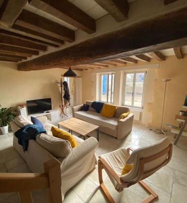 Vincelles House | La Maison Bleue, maison mitoyenne de campagne