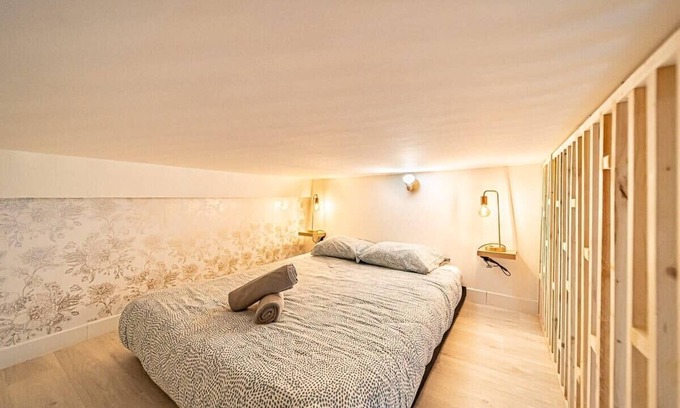 Jules Ferry - Recamier Apartment | La Maison Charpennes-appartement Magnolia 2 pers