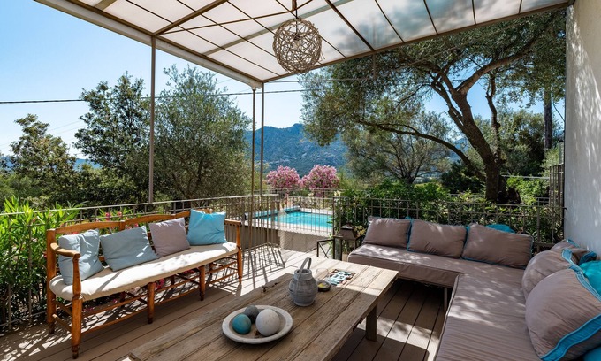 Occhiatana House | La Maison des Oliviers - Belle maison familiale avec Piscine