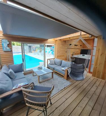 Lahosse Bed & Breakfast | La Maison du Bonheur