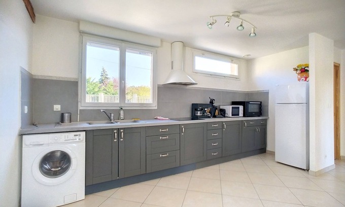 Santeny House | La Maison Du Bonheur