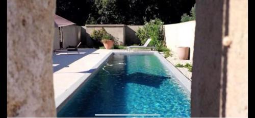 Costieres Apartment | La Maisonnette du Parc - Piscine - Tennis