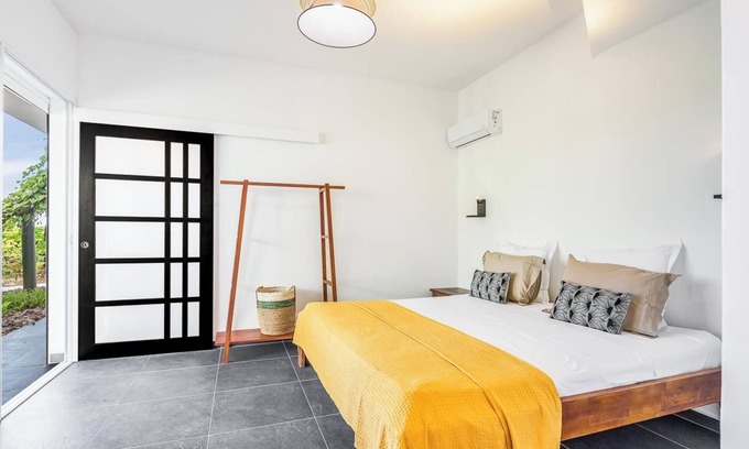 Petit-Canal Villa | La "Mer de Canne" Standing Villa SECRET NATURE 2. Paradise beach 5 minutes away!