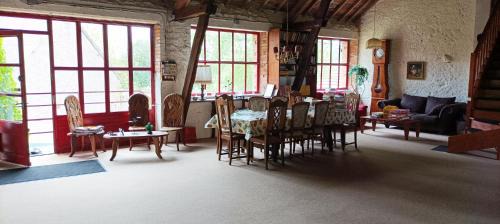 Buxieres-sous-Montaigut House | La Mez a Nine chambres d'hôtes