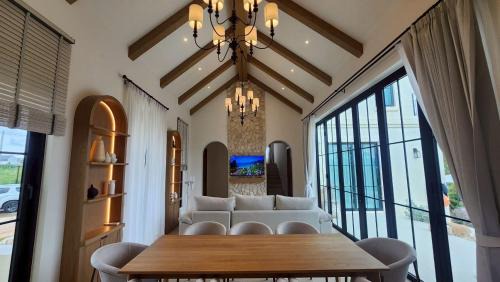 Mu Si Villa | La Moon Da Villa Khaoyai