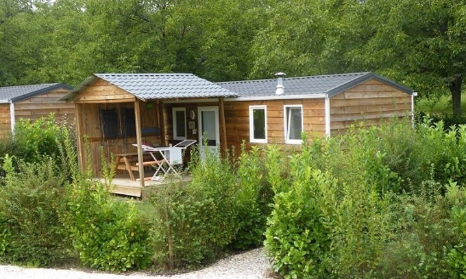 Le Buisson-de-Cadouin Cottage | La Noix de Pécan'y - Mobile home Look Chalet "Renardeau"
