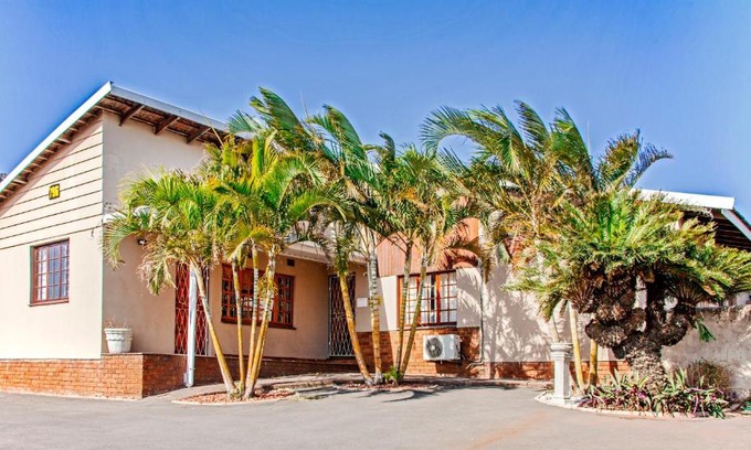 Bluff House | La Palma Hill Self Catering and B&B