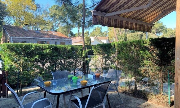 Les Mathes Apartment | La Palmyre - PLEASANT TERRACED VILLA - SHARED POOL