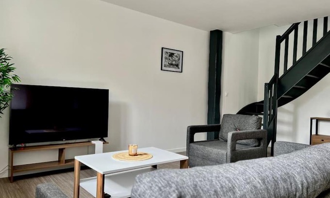 Vierzon Apartment | La Parisienne - 80m2