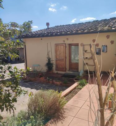 Calenzano House | La petite suite