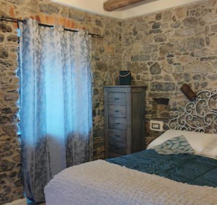 Ricco del Golfo di Spezia House | La pietra di Sersa