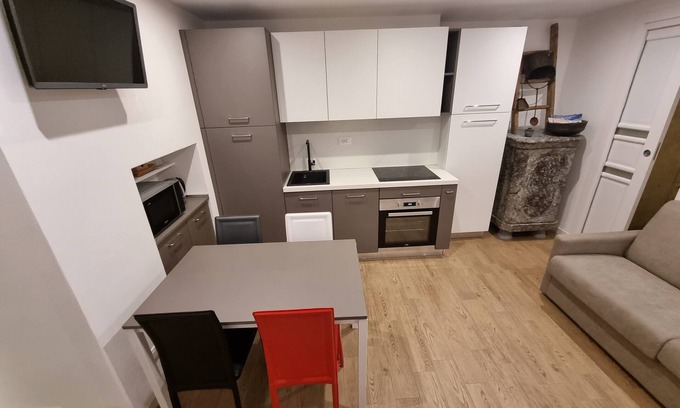 Cortinaccia Apartment | "La Pigna" 1.5 km from the center of Chiavenna, 52 km from St Moritz and 25 from Madesimo