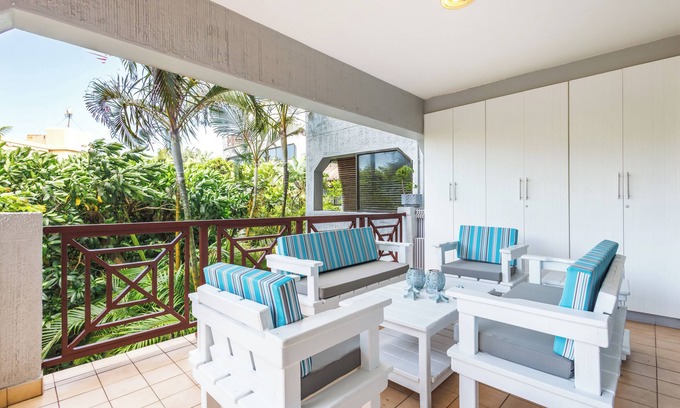 Ballito Apartment | La Pirogue, Spacious 3 Bed | Willards Beach | Pool