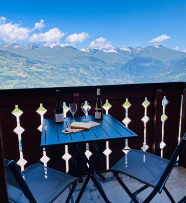 Bellentre Apartment | La Plagne Appartement au pied des pistes avec vue Mont Blanc