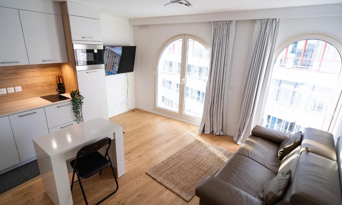 Euromed - La Joliette Apartment | La Porte Bleue - Studio entier