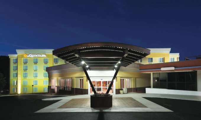 Lynchburg Hotel | La Quinta by Wyndham Lynchburg at Liberty Univ.